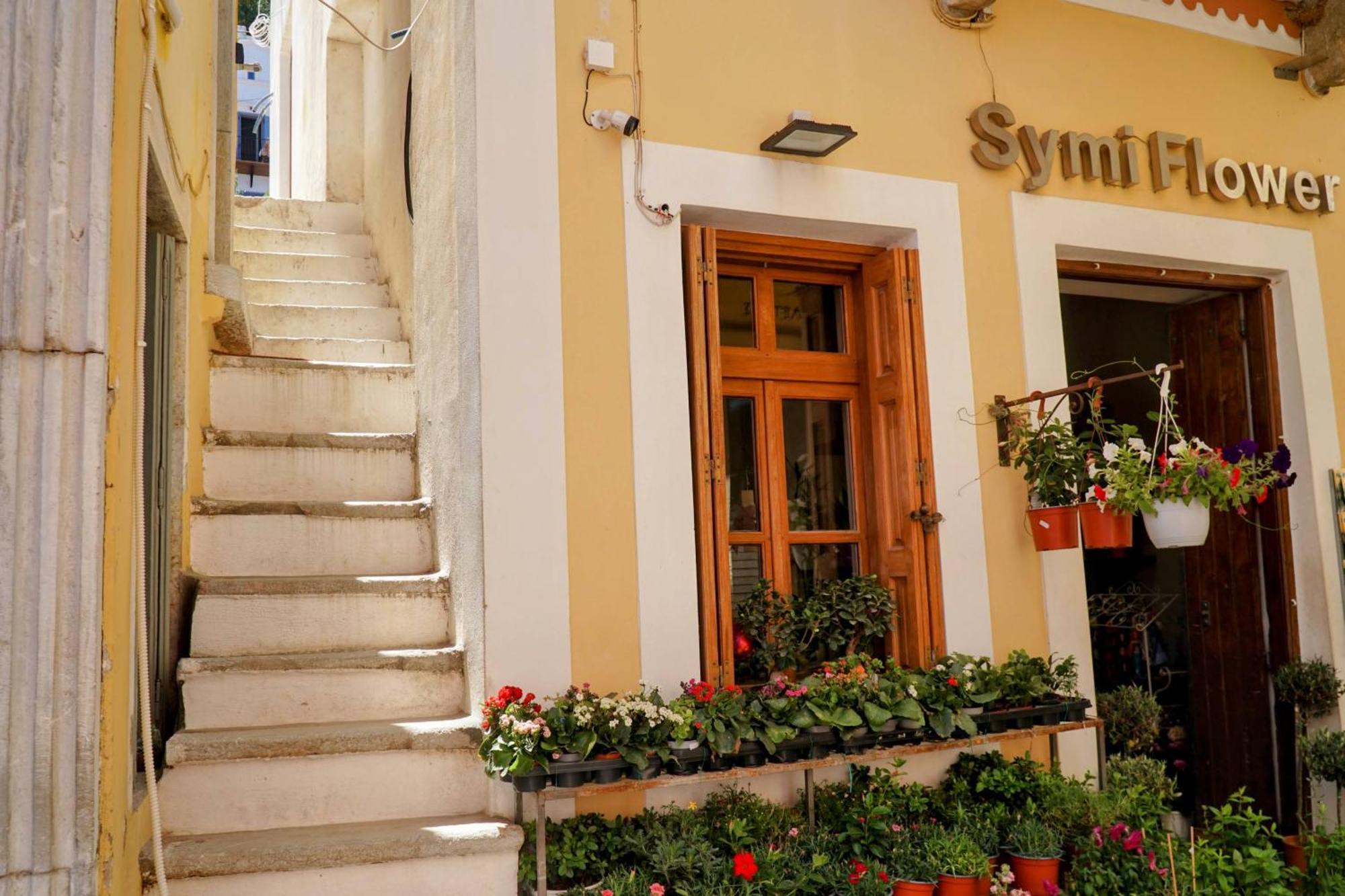 Little Gem Symi Boutique Studio Экстерьер фото
