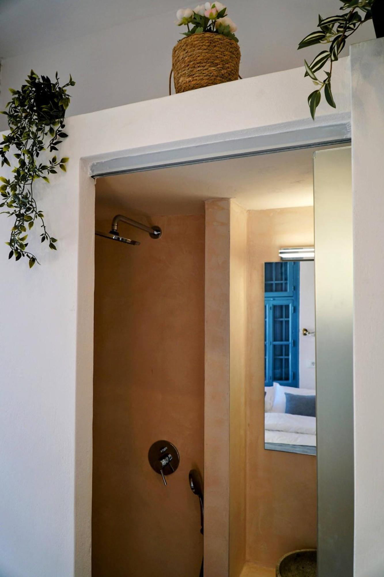 Little Gem Symi Boutique Studio Экстерьер фото
